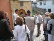 Vorm Eingang der Felsenkeller