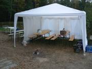 Zelt und GetrÃ¤nke sind bereit