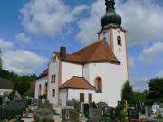 34 Kirche mit Friedhof