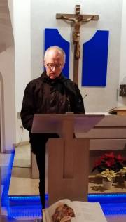 03 Die Lesung und Fürbitten trug Sepp Karl vor