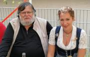 02 Erwin Mayer und die Bayer. Bierkönigin Sahra Jäger